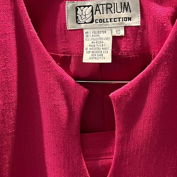 Women’s Size 10 Pink Atrium Collection 2 Piece Skirt Suit - Picture 5 of 7